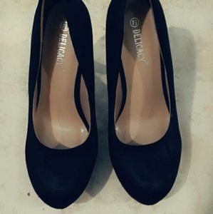 Black Delicacy High-heels